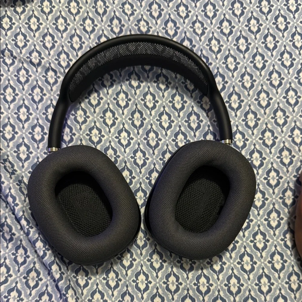 Premium Black VR Headset